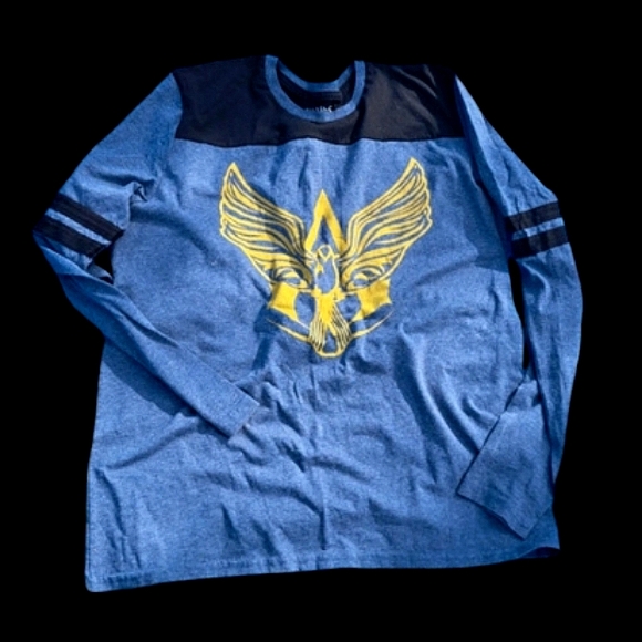 Assassin's creed T-shirt Large - Picture 1 of 3